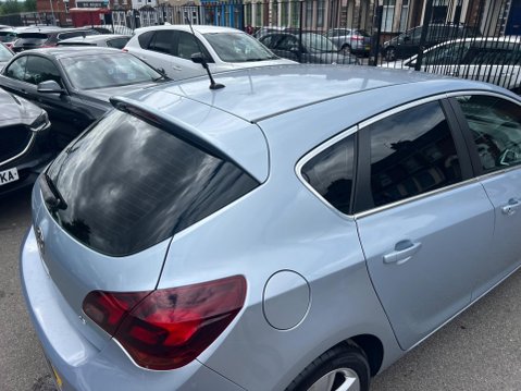 Vauxhall Astra 1.6 16v SRi Auto Euro 5 5dr 15