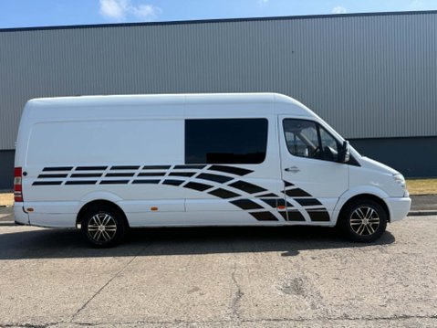 Mercedes-Benz Sprinter RACE VAN CAMPER VAN MOTORHOME 5