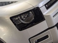 Land Rover Defender 3.0 Defender SE D MHEV Auto 4WD 5dr 28