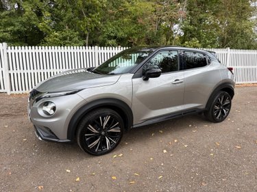 Nissan Juke 1.0 DIG-T Tekna+ DCT Auto Euro 6 (s/s) 5dr 3