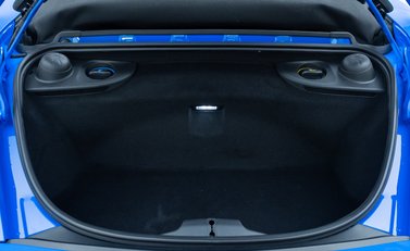Porsche 718 SPYDER 40