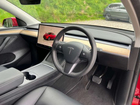 Tesla Model Y ModeL Y Long Range AWD 4WD 5dr 17