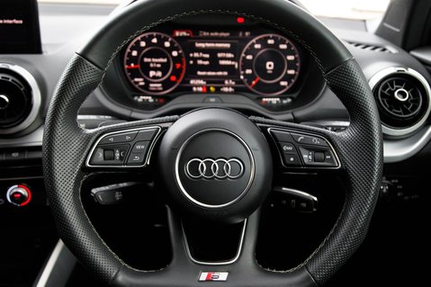 Audi Q2 TFSI S LINE BLACK EDITION 20