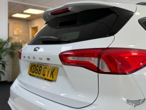 Ford Focus 1.5T EcoBoost ST-Line X Euro 6 (s/s) 5dr 17