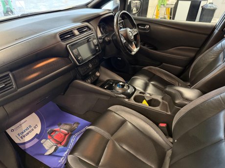 Nissan LEAF 40kWh Tekna Auto 5dr 29