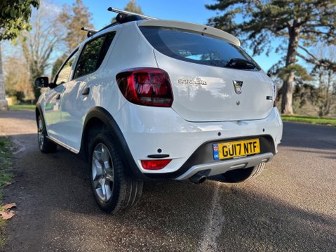 Dacia Sandero Stepway LAUREATE TCE 2