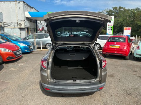Renault Megane 1.6 16V Dynamique TomTom Sport Tourer 5dr Petrol Manual Euro 5 (110 ps) 7