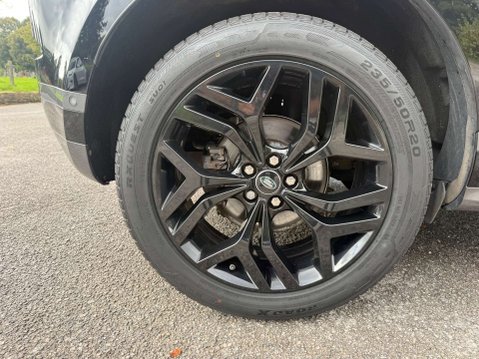 Land Rover Range Rover Evoque 2.0 Range Rover Evoque R-Dynamic SE D Auto 4WD 5dr 64