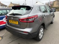 Nissan Qashqai DIG-T ACENTA PREMIUM 9