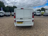 Renault Trafic AUTO SWB L1H1 Low Roof LL31 Air Con Alloys Cruise Nav EURO 6 6