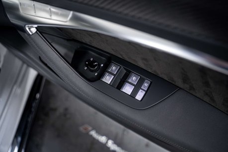 Audi RS6 4.0 TFSI V8 Vorsprung Estate 5dr Petrol Tiptronic quattro Euro 6 25