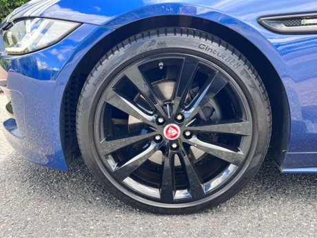 Jaguar XE 2.0d R-Sport Euro 6 (s/s) 4dr 52