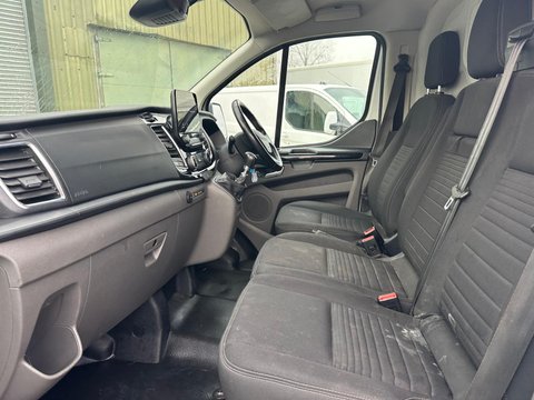 Ford Transit Custom 300 LIMITED P/V ECOBLUE 11