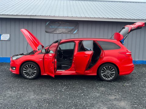 Ford Focus 1.0T EcoBoost ST-Line Euro 6 (s/s) 5dr 15