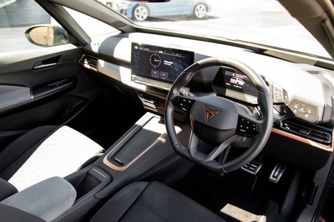 Cupra Born V2 4