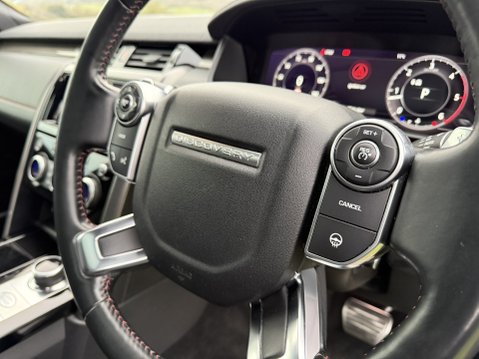 Land Rover Discovery TD6 HSE LUXURY 31