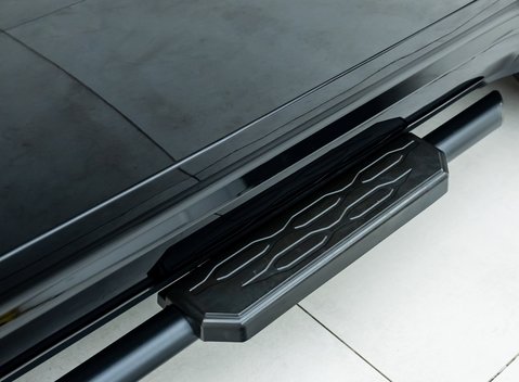 Land Rover Defender 90 V8 P525 Urban 30