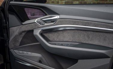 Audi E-Tron 55 Quattro Launch Edition 22
