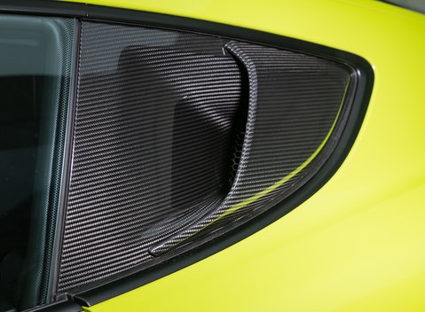 Porsche Cayman GT4 RS (718) 38