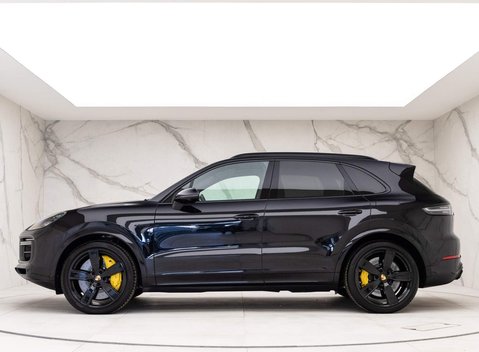 Porsche Cayenne TURBO S 3
