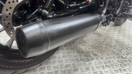 Hyosung GV AQUILA 2021 ONLY 2K NEW MOT SERVICED CRUISER 125CC 36