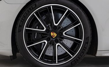 Porsche Panamera Turbo S E-Hybrid Sport Turismo 8