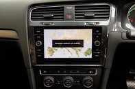 Volkswagen Golf E-GOLF 22