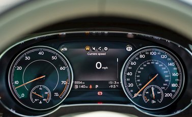 Bentley Bentayga V8 21