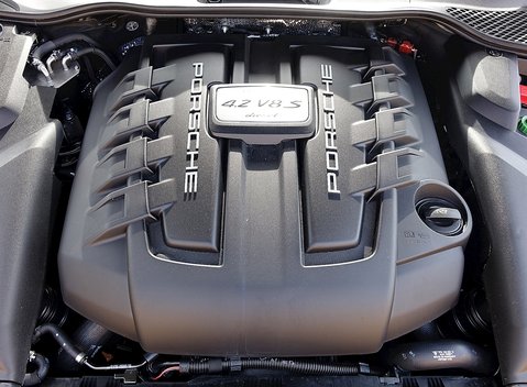 Porsche Cayenne S Diesel 9