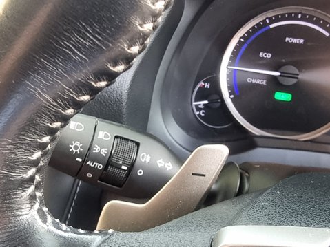 Lexus Is 300H PREMIER 58