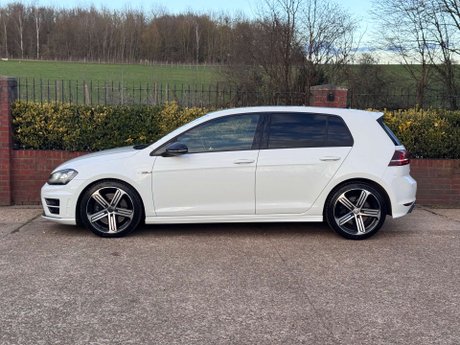 Volkswagen Golf 2.0 Golf R DSG 4WD 5dr 11