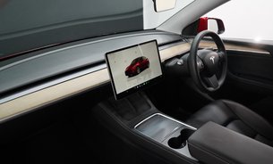 Tesla Model Y LONG RANGE AWD Red Multi Coat Comfort Suspension GROK AI One Owner VAT Q 13