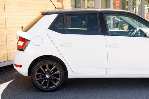 Skoda Fabia COLOUR EDITION TSI 7