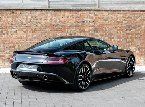 Aston Martin Vanquish 7
