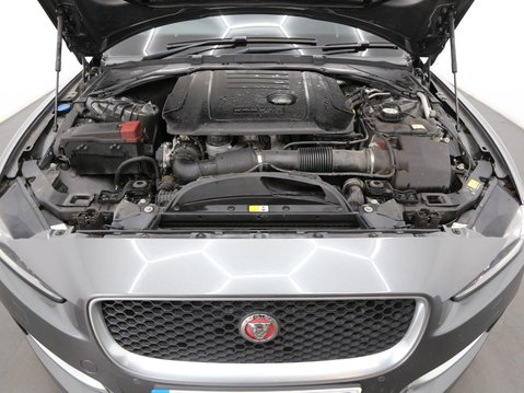 Jaguar XE 2.0d R-Sport Auto Euro 6 (s/s) 4dr 27