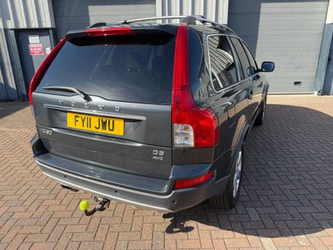 Volvo XC90 2.4 D5 SE Lux Geartronic AWD 5dr 19