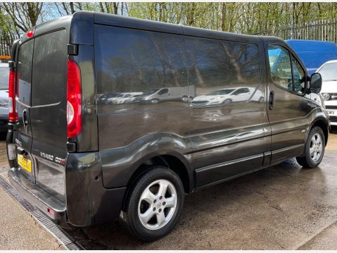 Vauxhall Vivaro 2.0 CDTi Sportive FWD L1 4dr 9