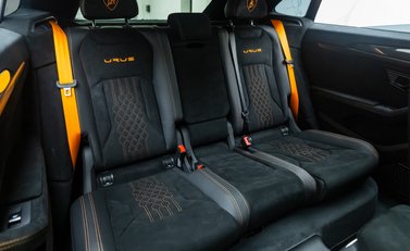 Lamborghini Urus PERFORMANTE 18
