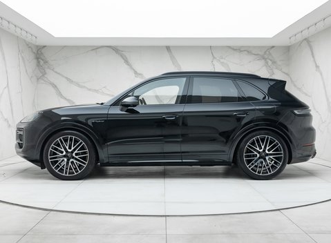 Porsche Cayenne TURBO E-HYBRID 5