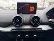 Audi Q2 TDI SPORT 11