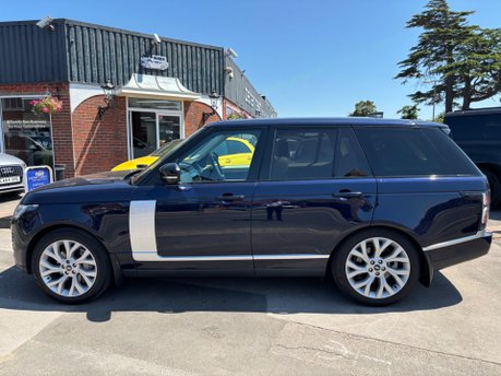 Land Rover Range Rover 3.0 D300 MHEV Westminster SUV 5dr Diesel Auto 4WD Euro 6 (s/s) (300 ps) 4