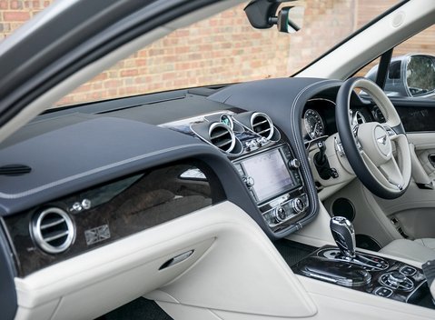 Bentley Bentayga W12 First Edition 16