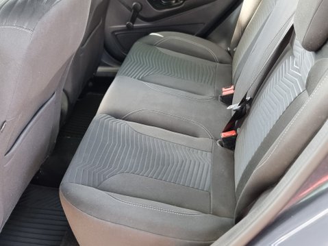 Ford Fiesta ZETEC Full Service Record Just had New Cambelt Water Pump 4 Tyres New MOT 26