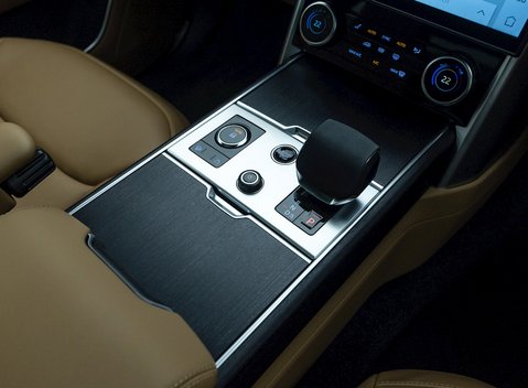 Land Rover Range Rover P400 HSE 18