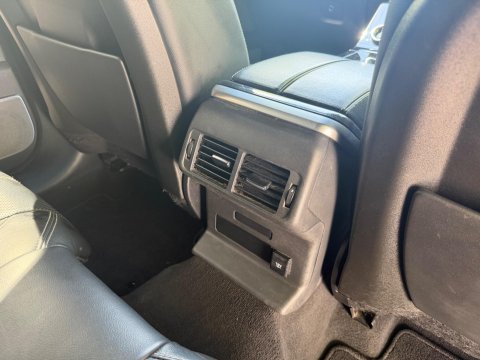 Land Rover Range Rover Velar R-DYNAMIC SE 43