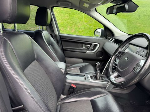 Land Rover Discovery Sport 2.0 Discovery Sport SE Tech TD4 4WD 5dr 6