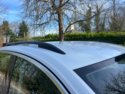 Volkswagen T-Roc 1.0 TSI SE Euro 6 (s/s) 5dr 35