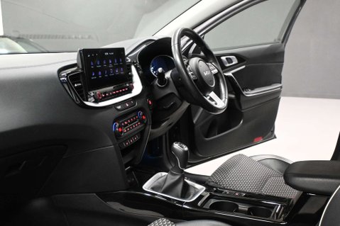 Kia Xceed 1.5 XCeed 3 ISG 5dr 22