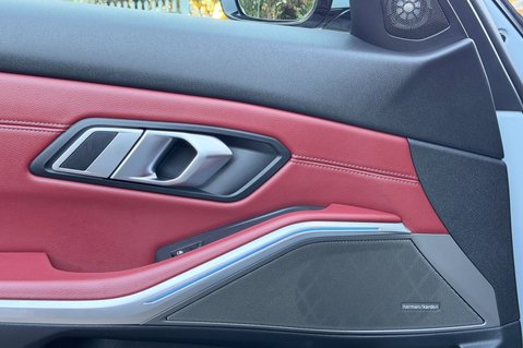 BMW 3 Series 330E M SPORT PHEV -TACORA RED LEATHER -COMF/VIS PACKS -HARMAN KARDON -VATQ 24