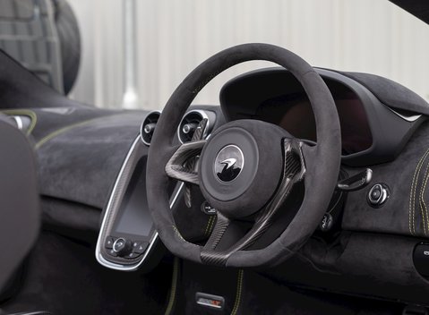 McLaren 600 Spider 15